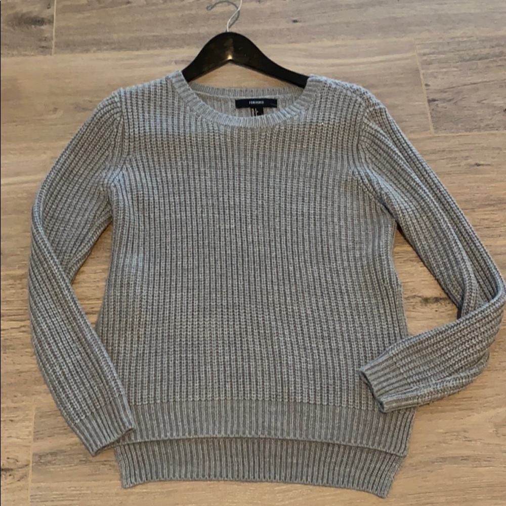 FOREVER 21 RIBBED GRAY SWEATER